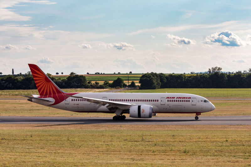 Экстренно севший в Красноярске самолет Air India не скоро вылетит в США