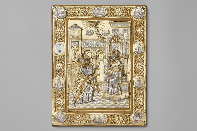 Шоу-контент: железные люди на РЕН ТВ и танцующий Фауст в Театре Образцова