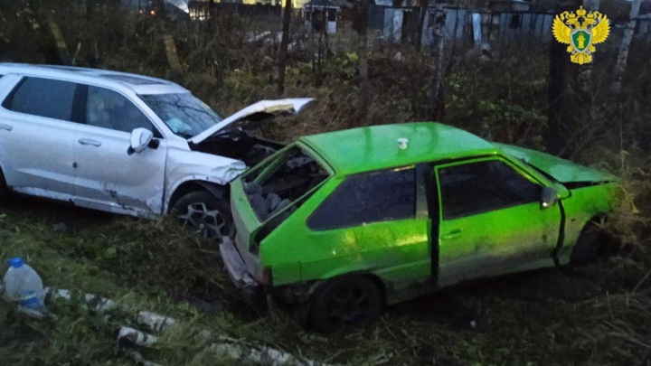 Женщина погибла и 3 детей пострадали при столкновении машин в Калужской области - Новости на Вести.ru